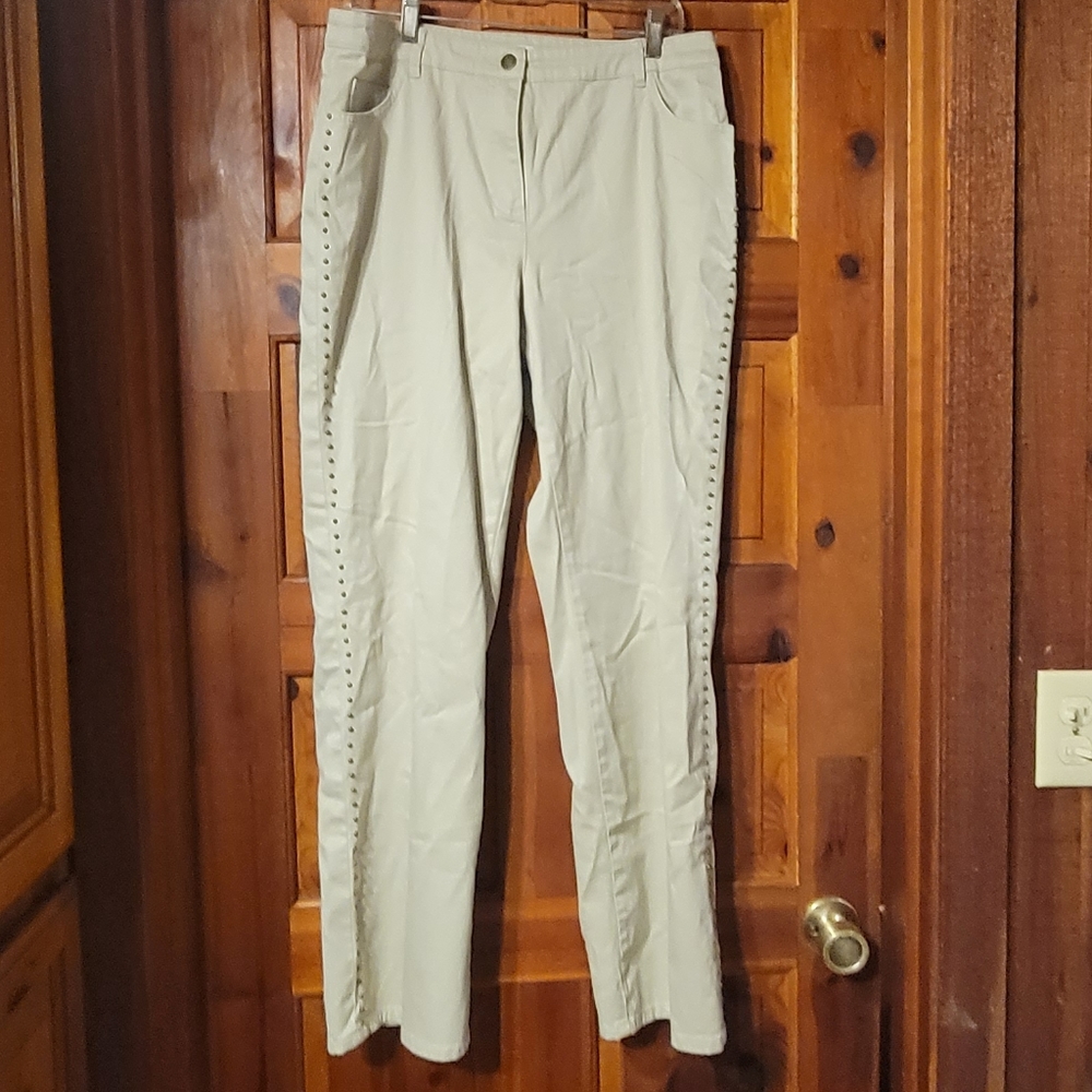Vintage Charter Club Sz12 beige pants with studs
